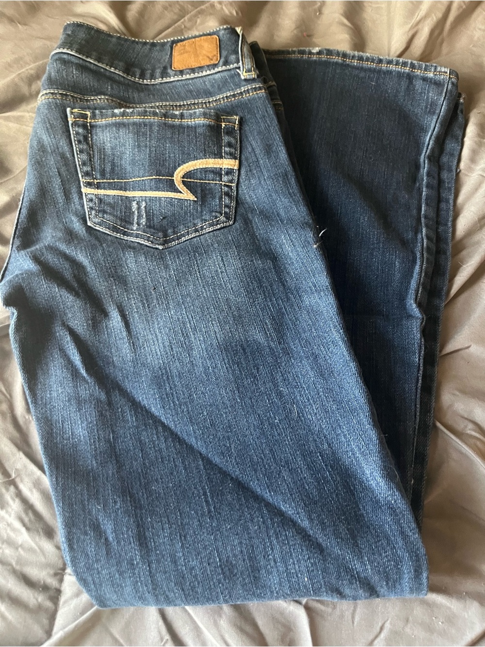 Classic Women's Dark Blue Denim Jeans - Casual Pocket Detail